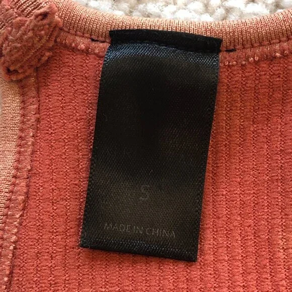 Crop Tank Top Shirt - Picture 6 of 7